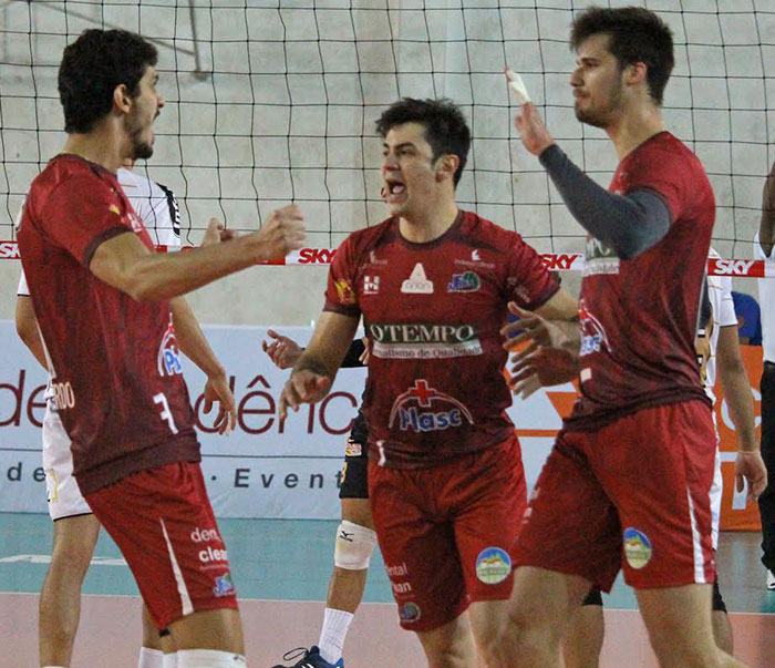 Foto: Vítor Bara/JF Vôlei renan-vitor-bara-2