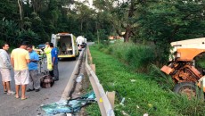 Carreta com ácido bórico tomba na BR-040 1 acidente divulgacao bombeiros 2