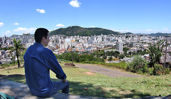2017 será o ano da travessia 1 Diante de um cenário bastante distinto do observado no início do seu primeiro mandato, Bruno Siqueira reitera que irá redobrar esforços em busta de apoio e recursos para Juiz de Fora (Foto: Fernando Priamo)