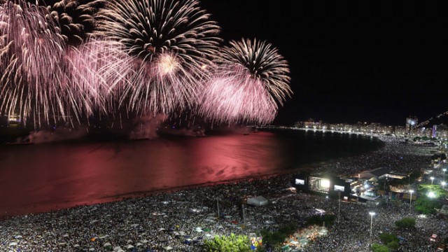 Pandemia faz Prefeitura do Rio suspender festa de Réveillon 1 fogos no Rio Fernando Maia Rio Tur