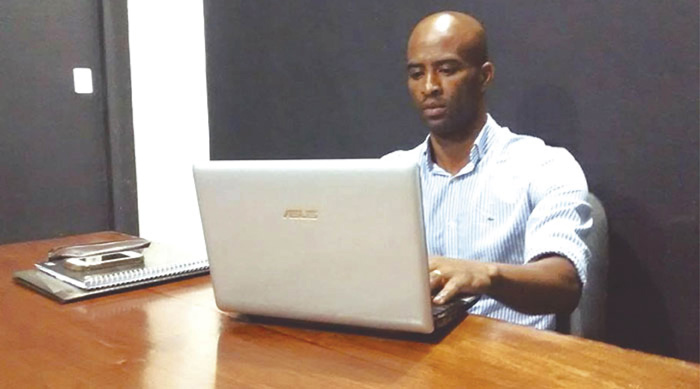 Em busca de um elenco competitivo 1 Fabinho: "Costumo dizer que, com toda essa situação de dificuldades, vamos fazer surgir oportunidades" (Foto: Divulgação/ Tupi)