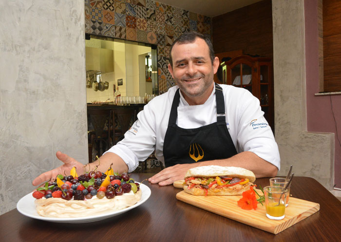 Gastrô + 31-12-2016 1 Chef Ricardo Vieiras ensina a aproveitar lombo e frutas da ceia de fim de ano (Foto: Marcelo Ribeiro)