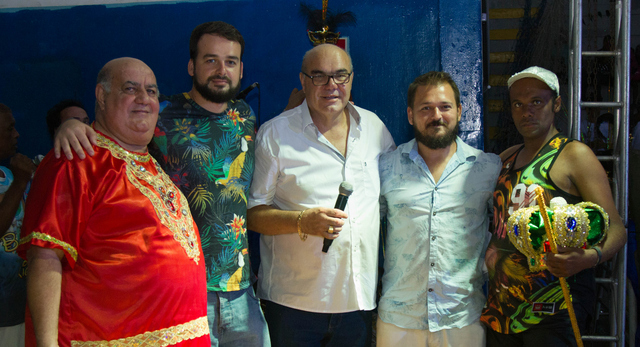Coluna CR – 10-01-2017 1 – Carlos Guedes, o superintende da Funalfa, Rômulo Veiga, Fernando Luiz Baldioti, Zezinho Mancini e José Adriano no concurso que elegeu o rei momo e a rainha do carnaval, no Olímpico. Foto: Funalfa
