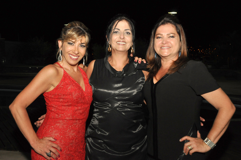 Coluna CR – 18 -01-2017 1 A juízas Mônica Barbosa dos Santos, Raquel Gomes Barbosa e Maria Lúcia Cabral Caruso, elegância em dose tripla na Magistratura. Foto: Wólmer Monteiro