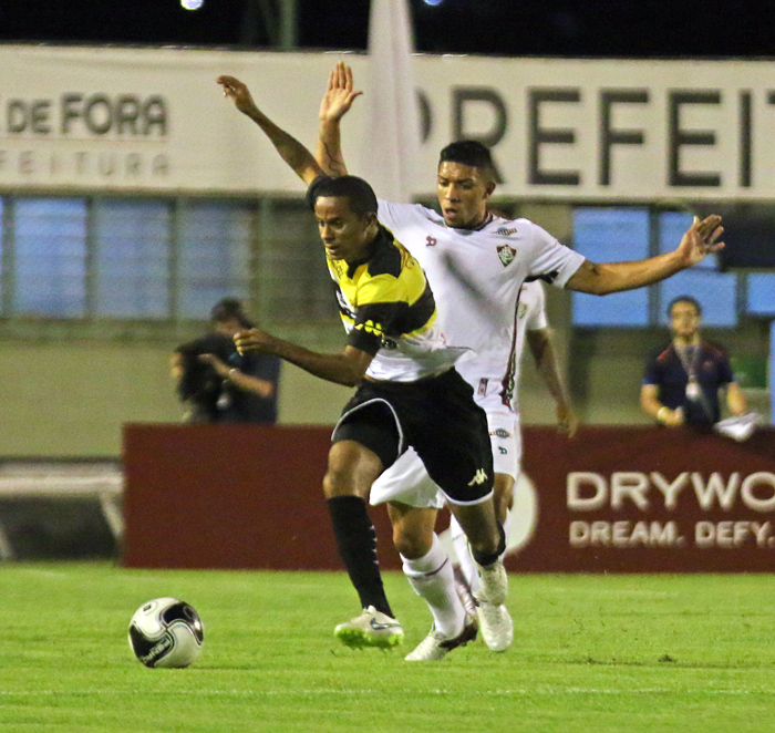 Fluminense x Criciúma, pela Primeira Liga, pode ser em Juiz de Fora 1 Fluminense e Criciúma se enfrentaram em Juiz de Fora na temporada passada, também pela Primeira Liga (Foto: Leonardo Costa)