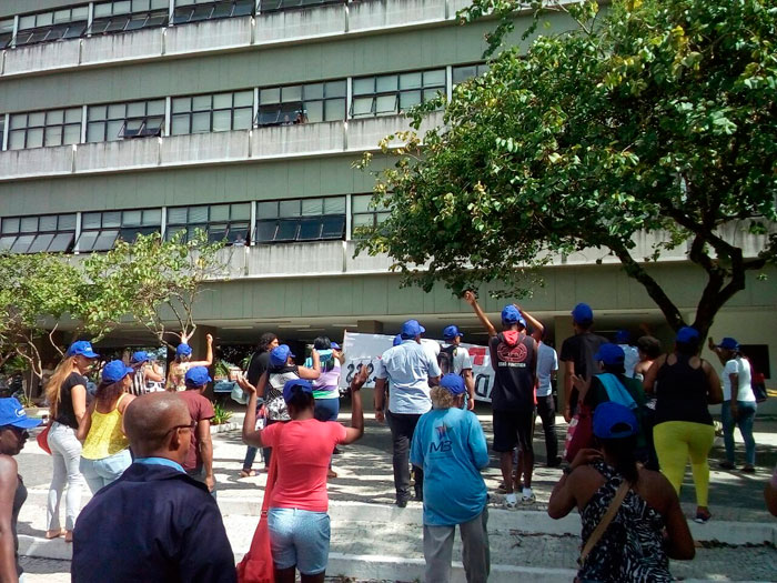 manifestacao-leo-4