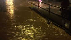 Forte chuva inunda Ewbank da Câmara 1 ponte ok