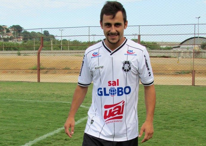 Tupi fecha com Leandro Ferreira e acerta retorno de Bruno Paiva 2 Bruno Paiva já esteve em Santa Terezinha no treino desta terça-feira (Foto: Deysiane Gagno/Rio Branco)