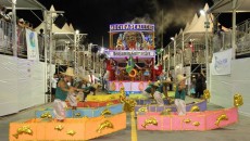 Quatro escolas abrem os desfiles no Parque de Exposições 12 Mocidade Alegre3