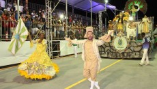 Quatro escolas abrem os desfiles no Parque de Exposições 3 Vilas do Retiro