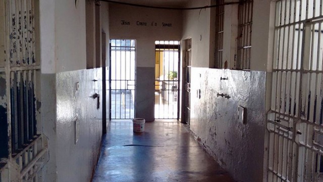 Detentos da região são procurados após não voltarem de saída temporária 1 cadeia
