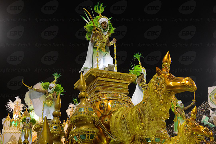 Rio de Janeiro - Desfile da escola de samba Mocidade Independente de Padre Miguel, pelo grupo especial, no Sambódromo (Fernando Frazão/Agência Brasil)