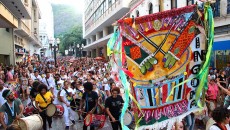 Grupo Tambor de Minas desce o Calçadão da Halfeld 11 tambores de minas10