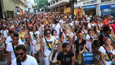 Grupo Tambor de Minas desce o Calçadão da Halfeld 7 tambores de minas9