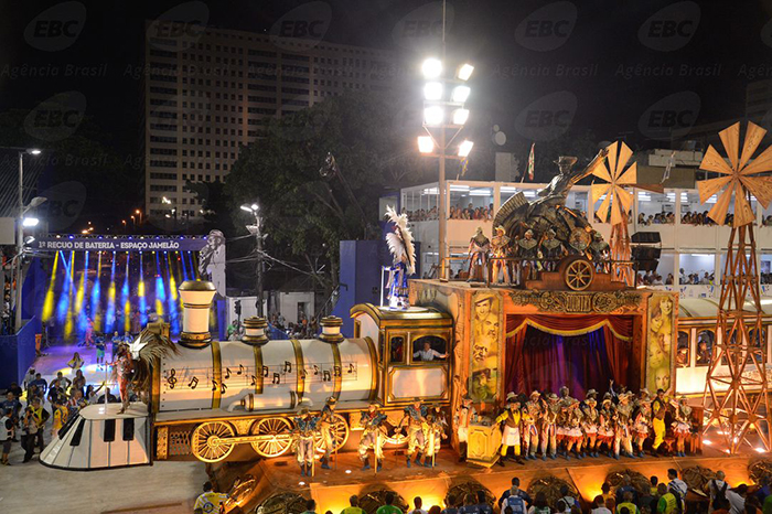 Rio de Janeiro - Desfile da escola de samba Unidos da Tijuca, pelo grupo especial, no Sambódromo (Fernando Frazão/Agência Brasil)