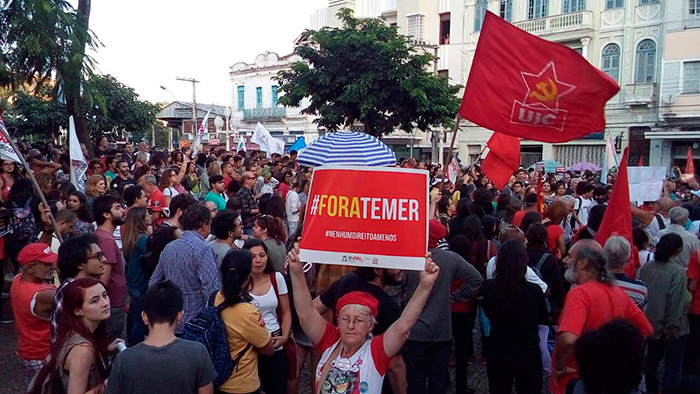 JF volta a receber protestos contra Temer 4 Foto: Marcelo Ribeiro