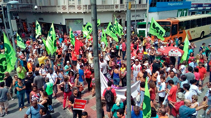 Protesto contra a reforma da Previdência ganha as ruas de Juiz de Fora 26 Leonardo Costa