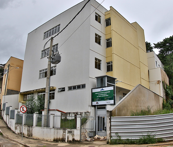 UFJF promete inaugurar moradia estudantil ainda neste semestre 1 Imóvel na Rua José Lourenço Kelmer será ocupado por estudantes selecionados em avaliações socioeconômicas (Foto: Fernando Priamo)