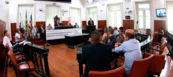 Autoridades debatem unificação das polícias Civil e Militar 1 Foto: Fernando Priamo