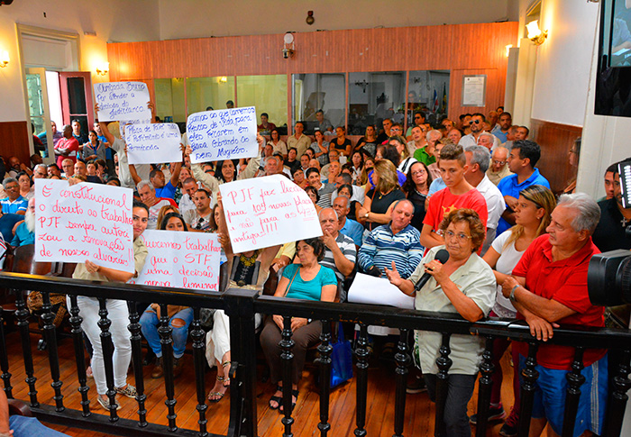 PJF reafirma extinção de placas de táxis em debate na Câmara 3 Foto: Marcelo Ribeiro