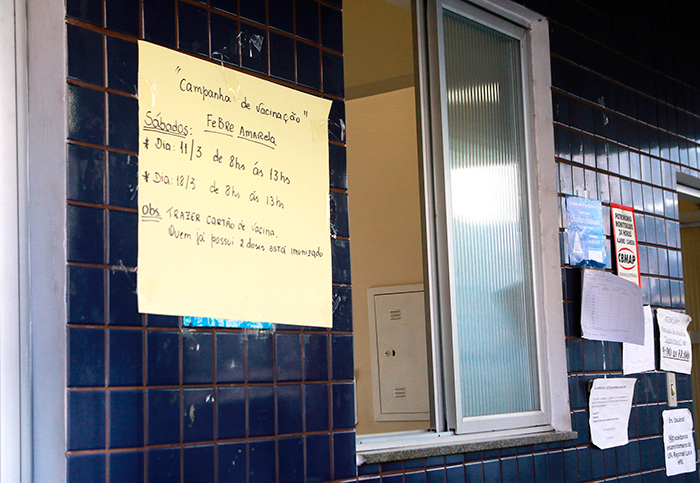 Juiz de Fora tem dia recorde de vacinação 1 Na Uaps de Nossa Senhora Aparecida, vacinação está interrompida por causa da geladeira estragada, mas Secretaria de Saúde promete resolver situação (Foto: Fernando Priamo)