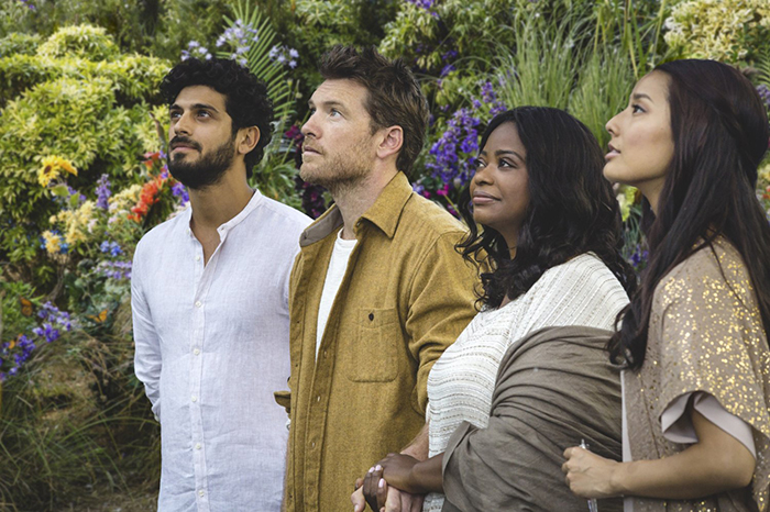 'A cabana', adaptação do best-seller de sucesso, chega aos cinemas nesta quinta-feira 1 Mackenzie Phillips (Sam Worthington, segundo da esquerda para direita) terá ajuda lá de cima para abandonar a tristeza profunda (Foto: Divulgação)