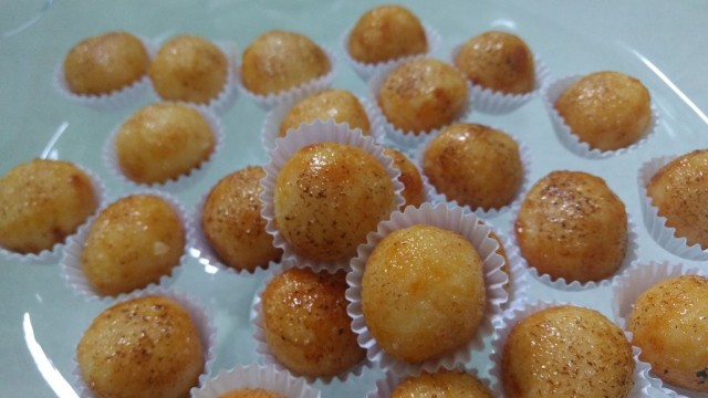  A doceira Juliana Duarte propõe um brigadeiro com casquinha maçaricada, inspirado no clássico crème brûlée (Foto: divulgação)