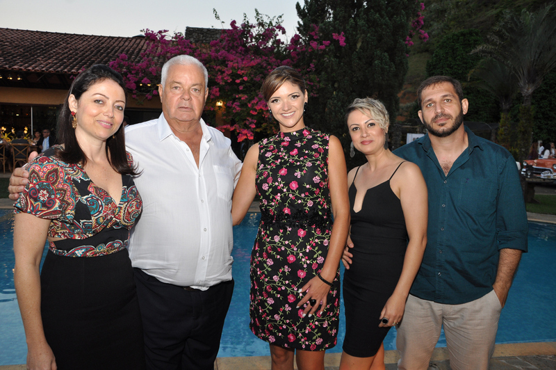 Adriana Martins, Olavo Villela e Gelli Cristina Martins, Roberta Martins e Cristian Zaidem em festa recente. Foto: Wolmer Monteiro