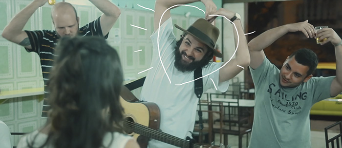 Guido Del' Duca lança videoclipe da música 'Quando te vi no Krismara' 1 Legenda Clipe de "Quando te vi no Krismara" foi gravado em diversos pontos de Juiz de Fora