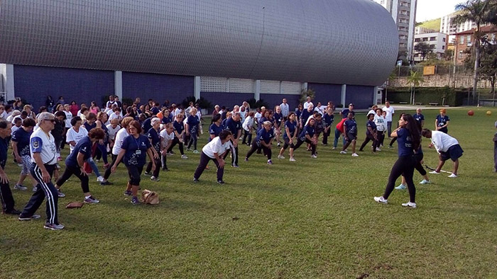 Idosos participaram de atividades físicas durante toda a semana (Foto: Olavo Prazeres)