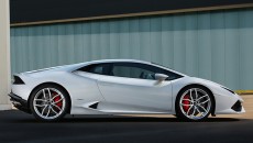 Lamborghini LP 610-4 Huracán tem motor V10 de 610 cv que o faz chegar até os 325 km/h 6 vi090517 03