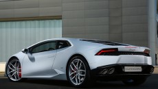 Lamborghini LP 610-4 Huracán tem motor V10 de 610 cv que o faz chegar até os 325 km/h 5 vi090517 04