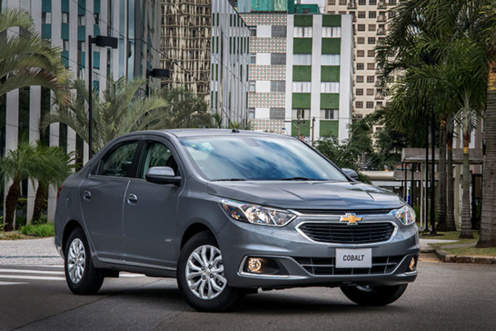 Kia apresenta SUV compacto Stonic para mercado europeu 18 RA270617 02