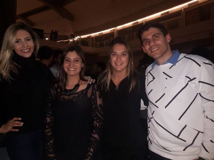 Jordana Braga e Renato Ribeiro são os protagonistas do elegante casamento 2 Tereza Cruzeiro, Ursula Ferraz, Simone Sternick e Frederico Lurati, na "balada hover" do Independência Shopping