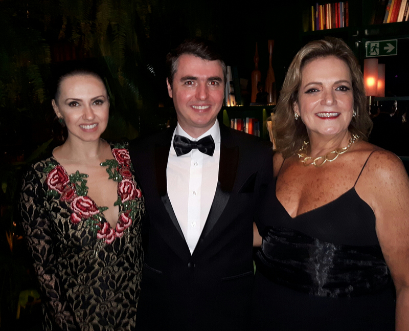 Também na festa que teve show de Erasmo Carlos, Daniela e o prefeito Bruno Siqueira com Myrliane Leão