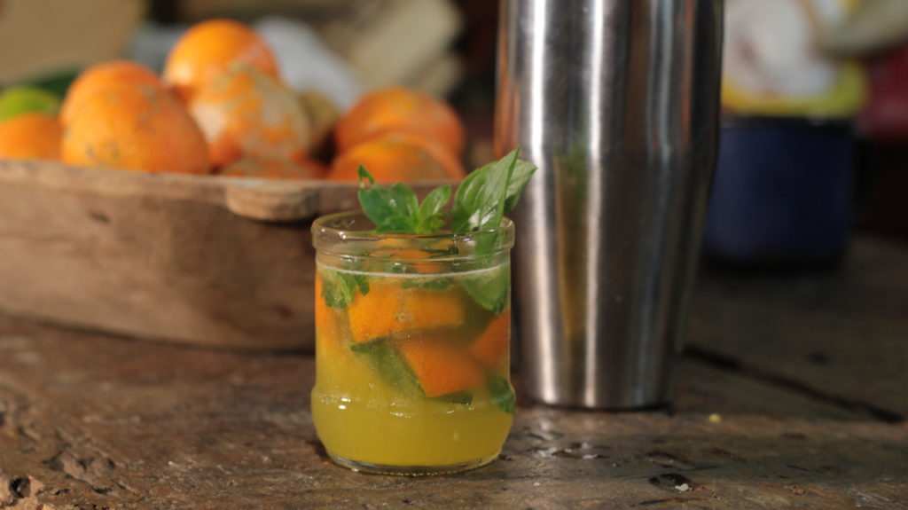 Caipirinha de Limão Bravo | Cozinha na Fazenda 1 IMG 7547
