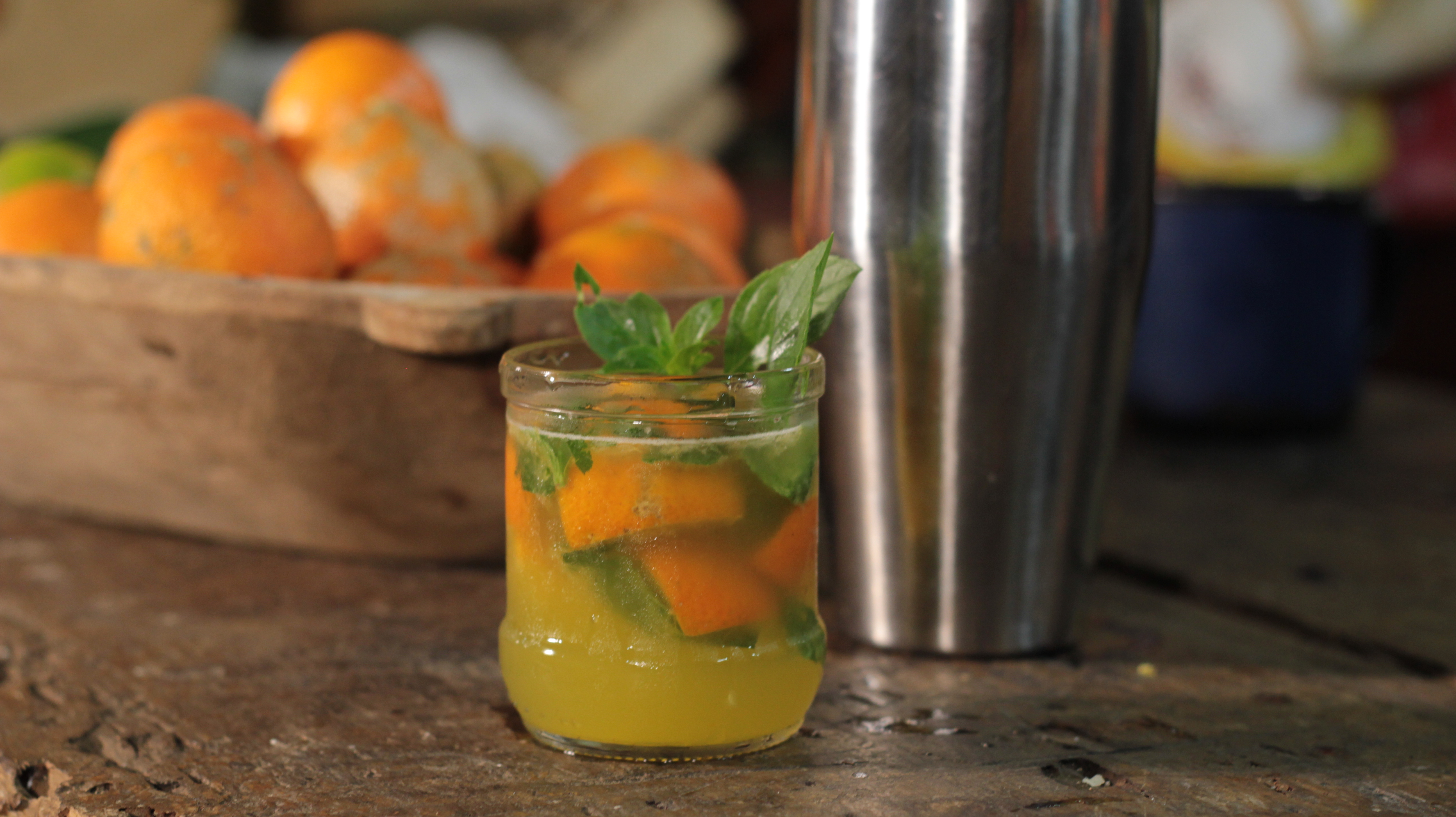 Imagem: Caipirinha de Limão Bravo | Cozinha na Fazenda