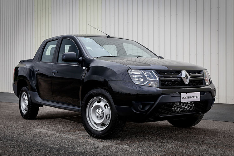 Renault comercializa versão profissional da Oroch 1 RA040717 01
