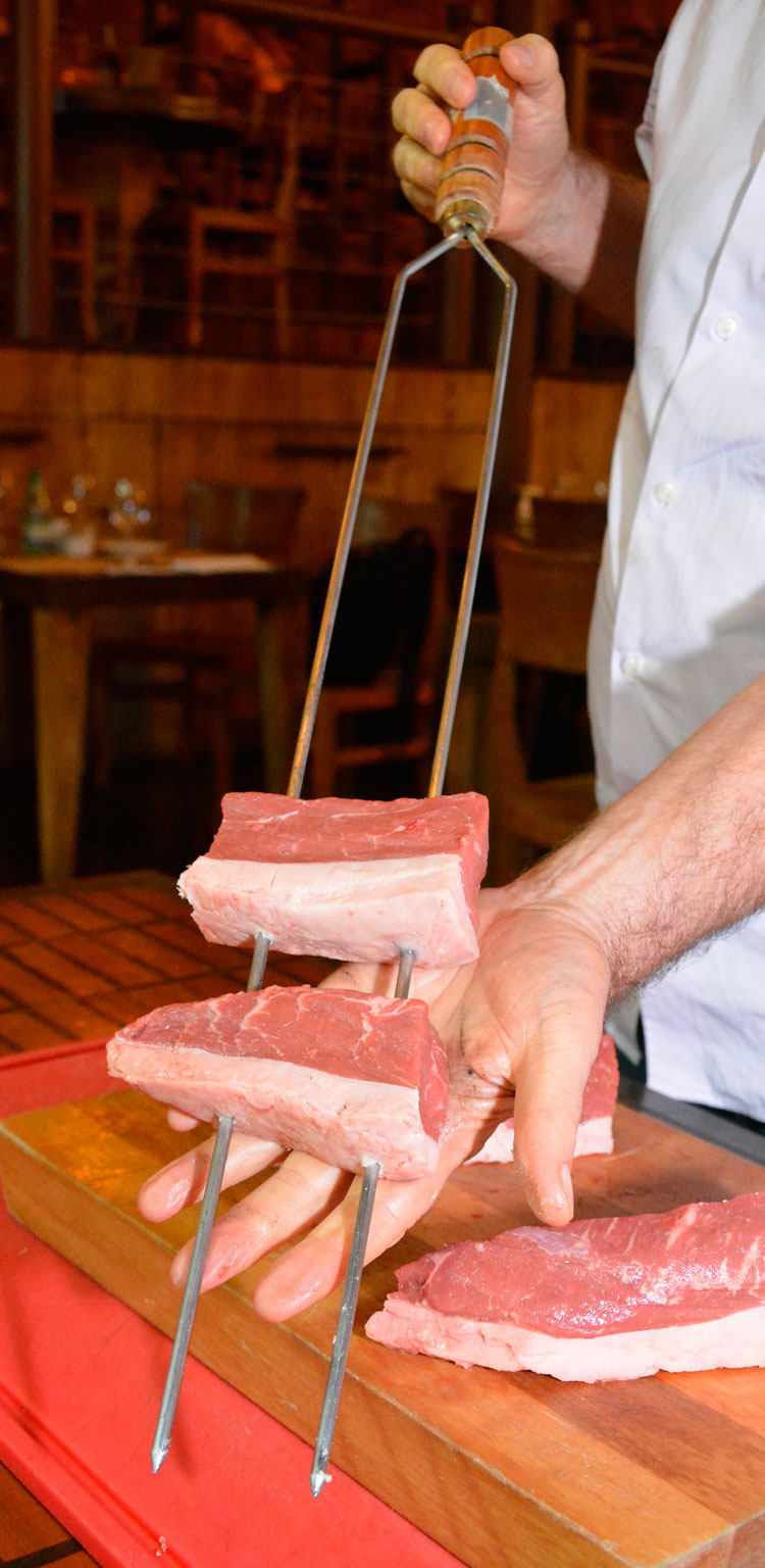 Quem vai fazer o churrasco? 4 carne marcelo ribeiro 2