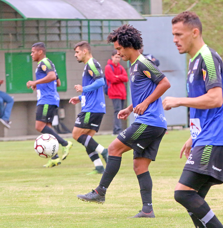 esp Tupi Felipe Baiano foto Leo Costa