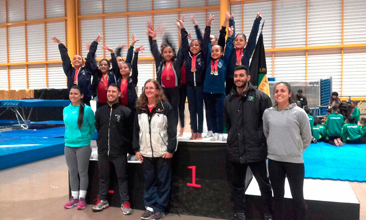 João XXIII tem bicampeã mineira e ouro por equipes 1 esp ginástica João XXIII foto divulgação