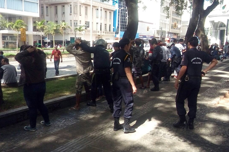 Polícia Civil e Guarda Municipal combatem tráfico e roubo nas praças 1 gm 1