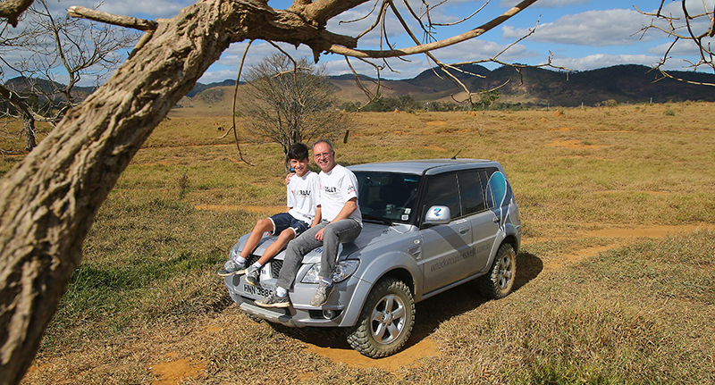 Pai e filho estreiam categoria de carros nesta edição do rali 1 ibitipoca off road pai e filho priamo