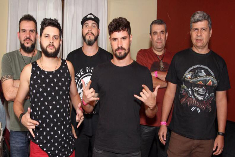 Outubro ou Nada faz show em homenagem a Chester Bennington 1 cultural bar banda