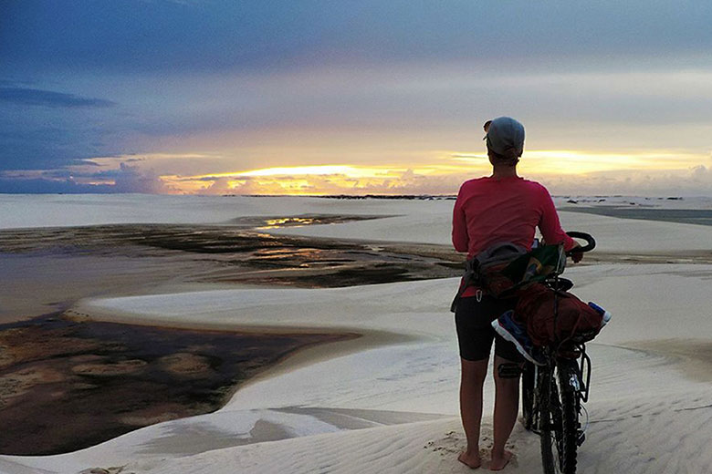 Cicloviajante Carol Emboava conta suas aventuras em palestra gratuita neste sábado 1 giraméricadestacada