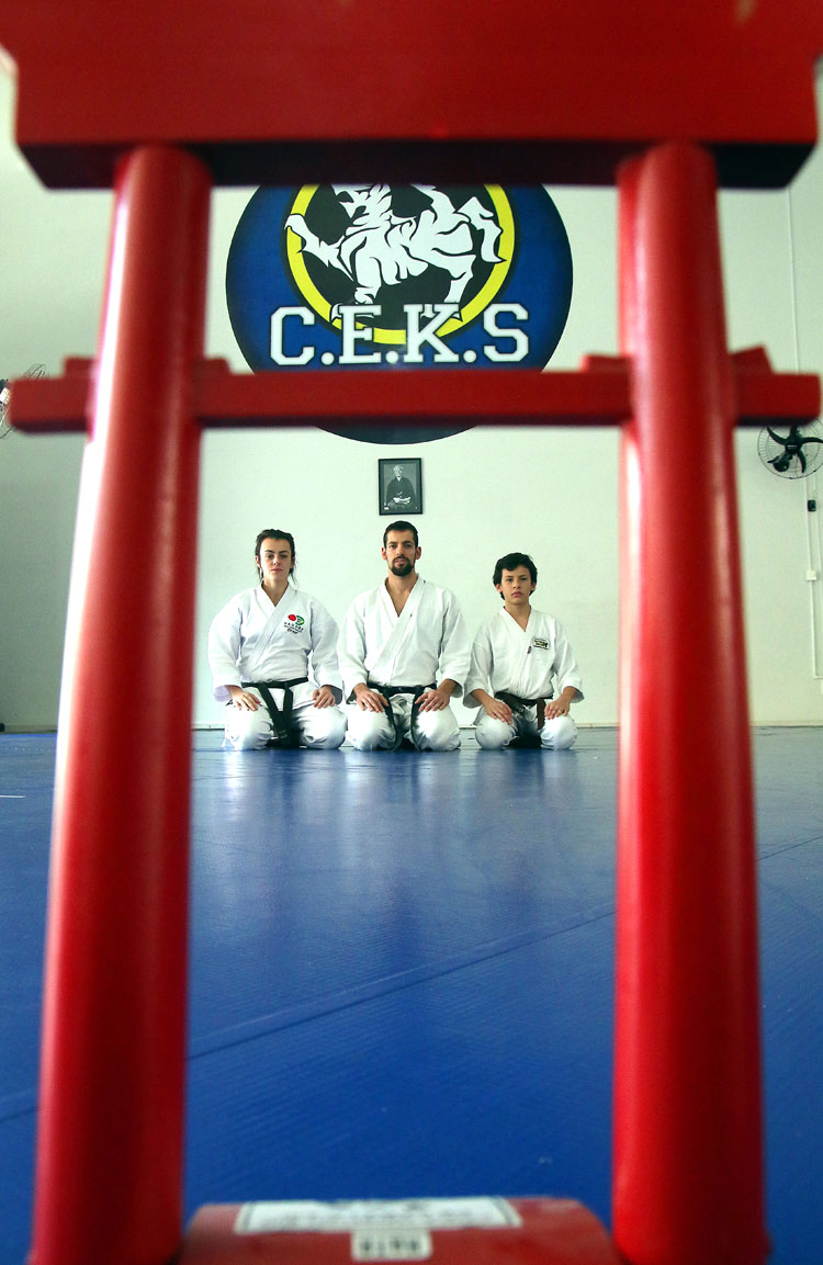 Juliana Vitral, Fernando Macêdo e Luis André Alencastro disputam Mundial na Irlanda 1 karate