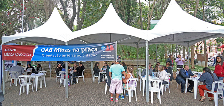 OAB oferece assistência jurídica gratuita no Parque Halfeld 1 oab leo 1