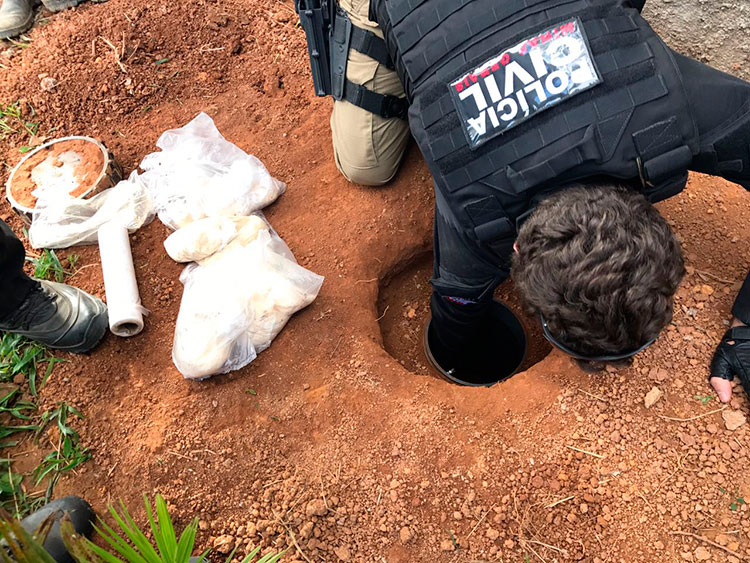 Polícia de Ubá captura suspeito de liderar tráfico na região 1 trafico1