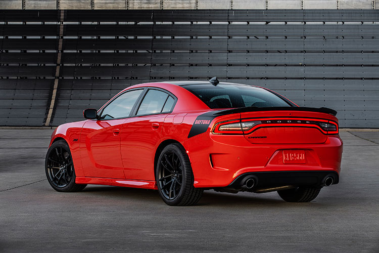 Dodge revive o Charger Daytona, menos potente que em 1969 8 vi080817 04
