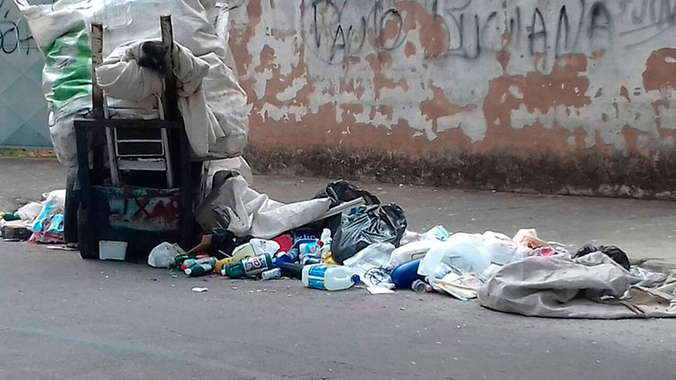 (Foto da leitora Silvia Winte) vidaurbana cascatinha Silvia Winter